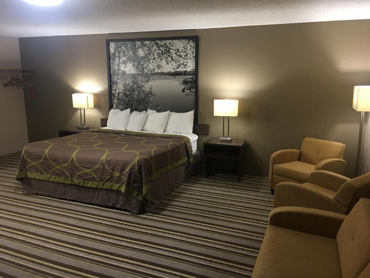 Hotel Super 8 By Wyndham Blue Earth